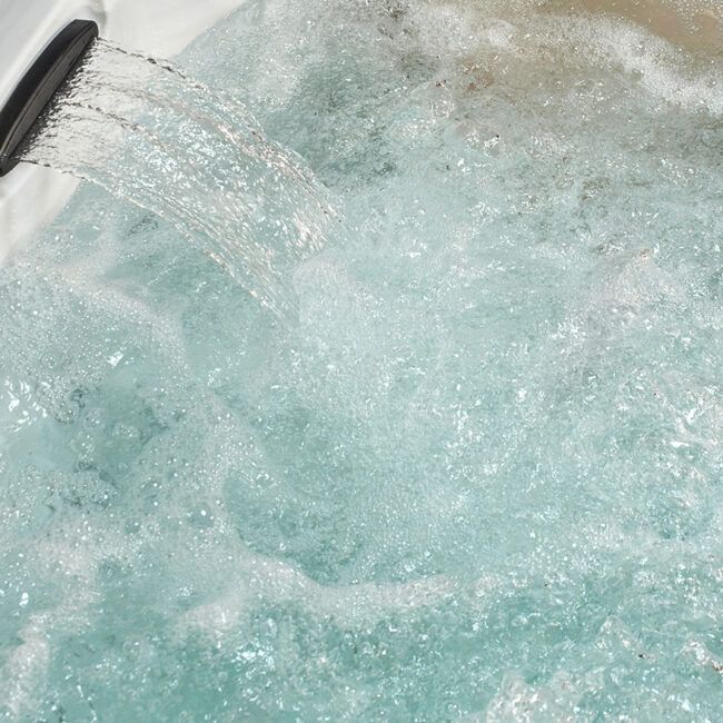 Comment procéder pour traiter l&rsquo;eau de son spa ?