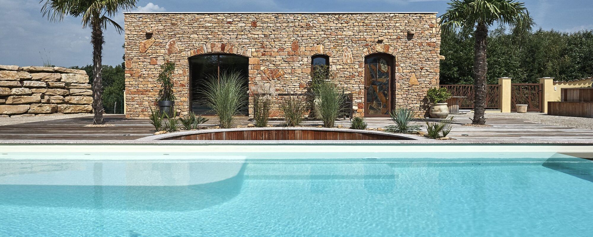 10 bonnes idées pour l’aménagement de sa piscine : EuroPiscine