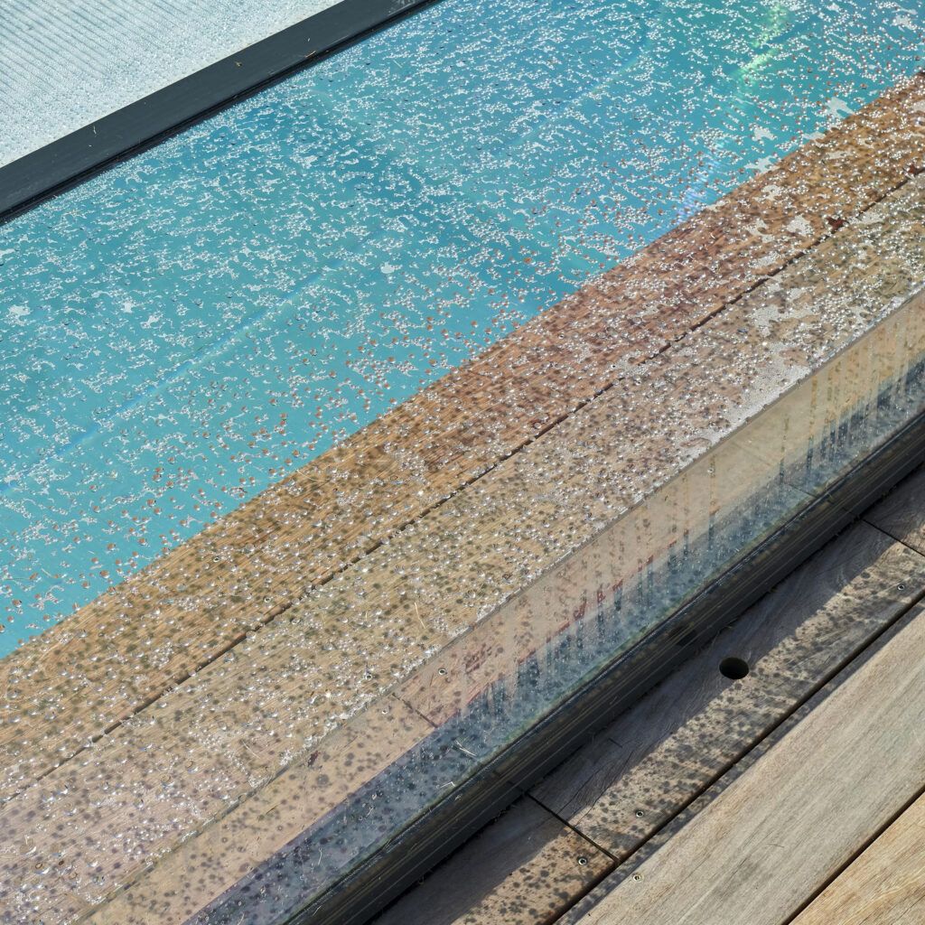 Zoom sur les parois d'un abri