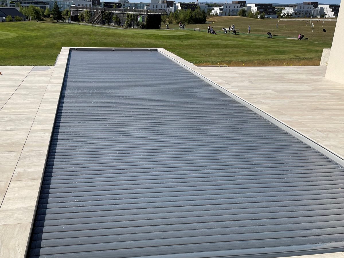 Couverture volet roulant pour piscine