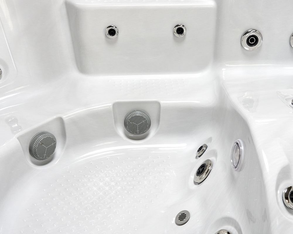 Cuve d'un spa OEWEO Confort XL5+ 5 places